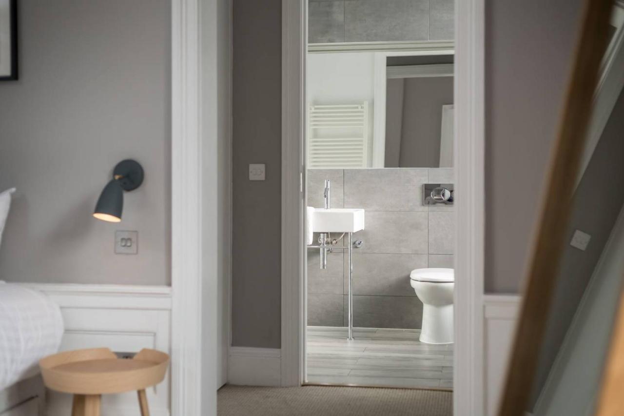 Joivy Spacious And Bright 1Bed Apt, Short Walk From Princes Street Edinburgh Exterior photo