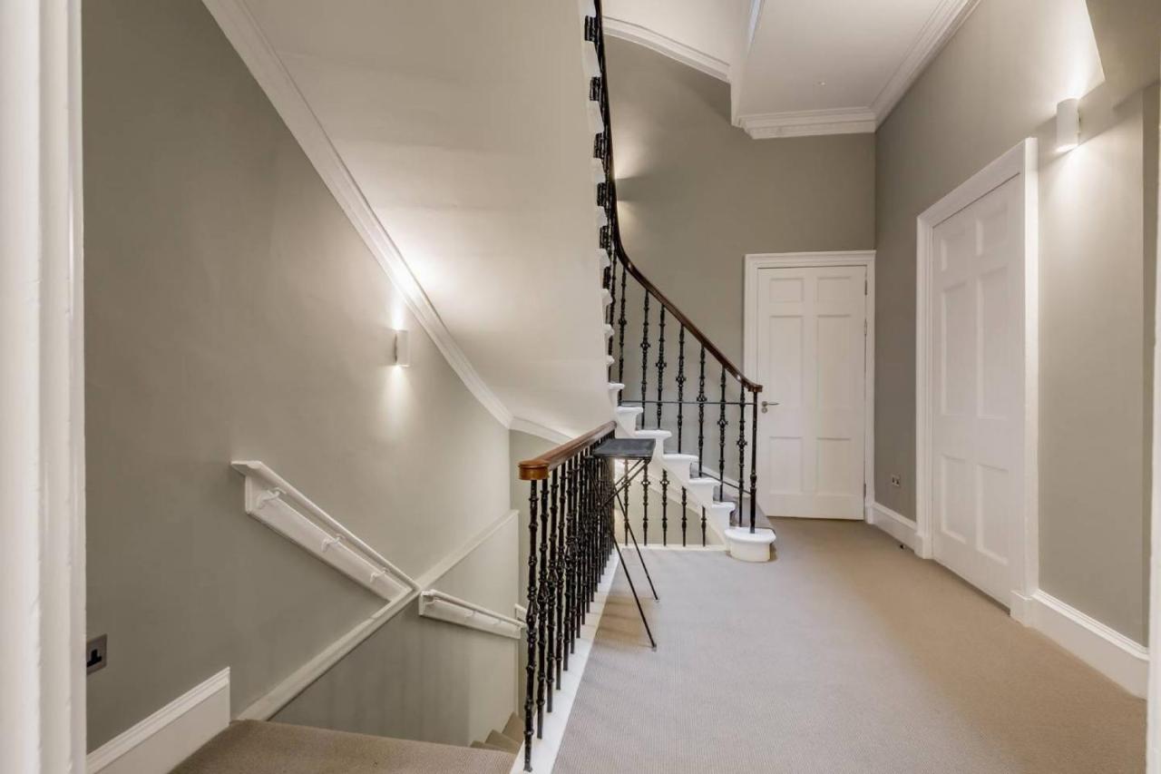 Joivy Spacious And Bright 1Bed Apt, Short Walk From Princes Street Edinburgh Exterior photo